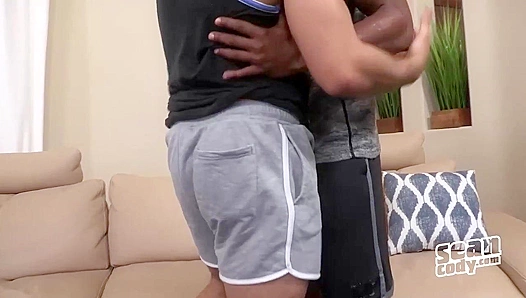Landon Cassian Unleashes Raw Desire: Deep Anal Passion Ignites – GayPornZone 18+