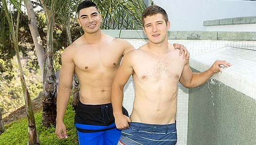 Hayes Fucks Marco Rough in Sweaty, Muscle-Bound Bareback Thrill