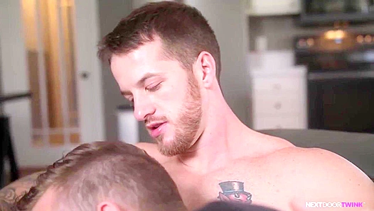 Quentin Scott Sizzles in Steamy Nextdoor Threesome Romp with Hung Studs – NextDoorTwinks