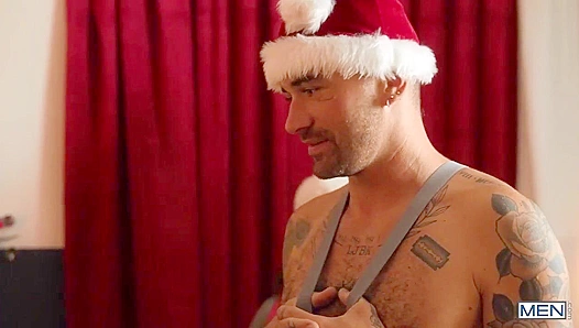 Steamy Christmas Threesome: Chris Damned Dominates Cody Seiyas Hole as Felix Fox Watches