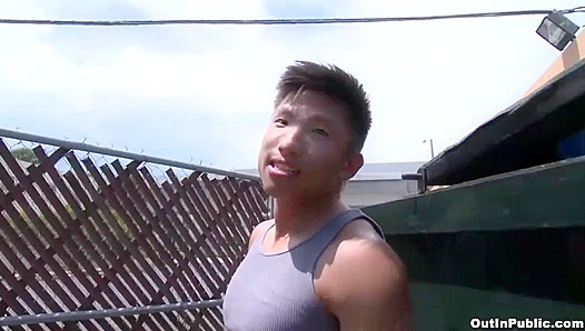 Raw Back Alley Threesome: Jessie Lee and Craig Spade Pound Behind the Dumpster