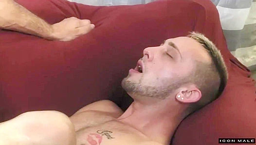 Rekindling Passion: Billies Sizzling Night With Iconic Male Heat – IconMale 18+