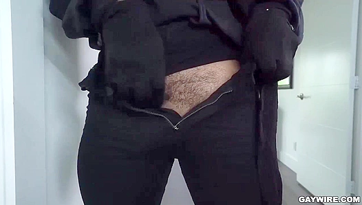 Rikk Succumbs to Aarons Raw Dominance, Feeling Every Inch as He Takes Him Deep – GayPorn69
