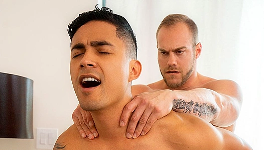 Ashers Throat Conquers Brocks Girthy Latin Meat in Sizzling Blowjob Orgy – GayXXX