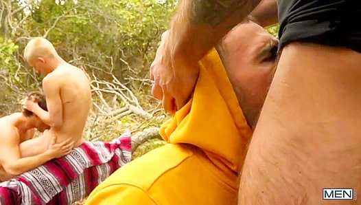 Steamy Forest Frenzy: Max Wilde Tyler Wolfs Hot Ass Playtime Escapade – GayXXX 18+