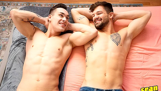 Steamy Doggy Pound: Brysen Dave Go Wild, Thrusting Deep in Rough Gay Sex