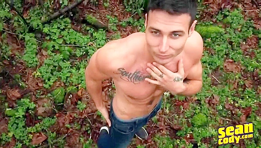 Sizzling Summer Thirst Quenched: Sun-Kissed Stud Jeb Fucks Twink Levis Tight Hole – GayXXX