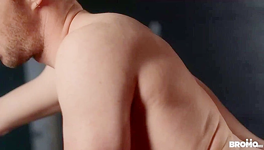 Ryans Steamy Bike Seat Thralldom: Knoxx Takes Hard Thrills on Ryans Muscular Ass –