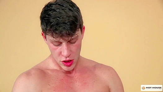Wrestling Frenzy Unleashed: Jack Hunter and Paul Cannons Sweaty, Muscular Rendezvous –