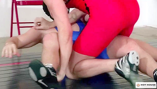 Wrestling Frenzy Unleashed: Jack Hunter and Paul Cannons Sweaty, Muscular Rendezvous –