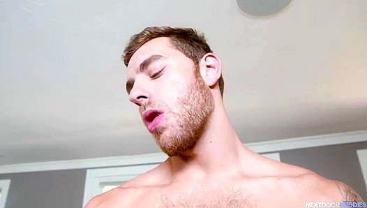 Carter Woods Takes Charge: Raunchy Threesome with Sniffing Boy Toy Jackson Cooper – 18+