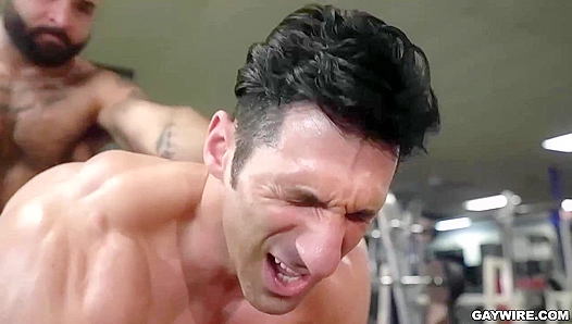 Sweaty Skin Against Meaty Cock: Atlas Grants Hungry Hole Swallows Sir Jets Massive Shaft