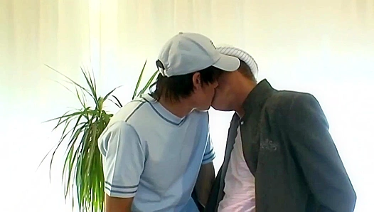 Frenzied Gay Threesome: Luk Anders, Neel Jensen Ignite Sizzling Lust – GayXXX