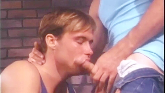 Steamy Alley Frenzy: Ryder Takes Charge in Intense Gay Threesome Action – Falcon Studios