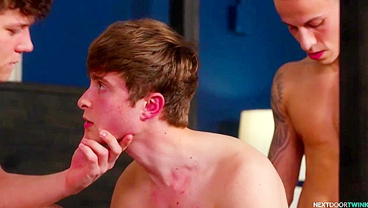 Neighborhood Heat: Gray-Gold Dominates Cody Vipers Desirable Body – Steamy Fling Unleashed