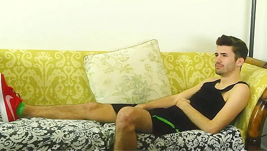 Steamy Thigh Thrills: Colby Knox Jake Evans Sizzle in Lecherous Gay Encounter