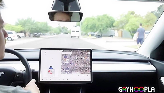 Steamy Car Encounter: Kane Hardy Teases Thomas Rosewood, Igniting Lust – GayPornX 18+