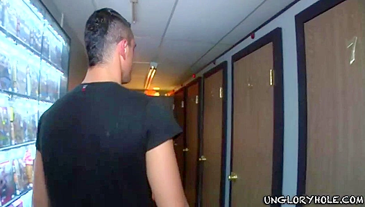 Steamy Secret Encounter: Uncovering Taboo Desires in the Hidden Closet Hookup