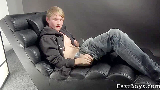 Jeffreys Blushing Face Bursts with Pleasure as He Rides Himself Wild – EastBoys