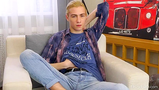 Mark Kents Audition: Expert Fellatio Showcase – BoyFun