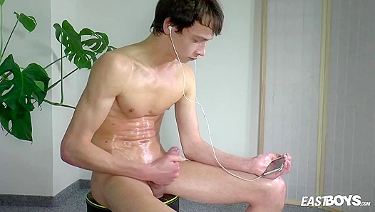 Post-Gym Glory: Alessandros Drenched Throat Milks Hard-Fucking Cock Raw – EastBoys