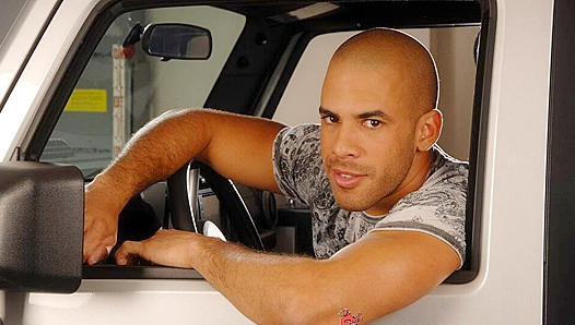 Wildes Wicked Handiwork: Cum-Soaked Dash as Austin Jacks Off Behind the Wheel –