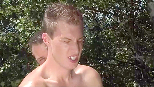 Sun-Kissed Orgy Delight: Jason Nikos Sizzles in a Steamy Outdoor Threesome – TinyGays 18+