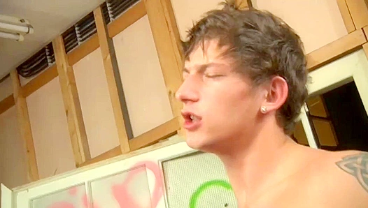 Elliot Gass Jack Blue Lose Control in Steamy Face-Fucking Frenzy for GayXXX