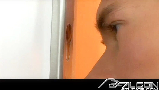Classic Hunks Denis, Rusty Boris Ignite Lustful Nostalgia – Falcon Studios