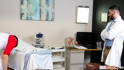 Scott DeMarco Rob Quin Bring Blazing Intensity to the ER - Searing Hospital Hookup with