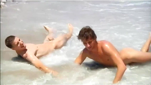 Zac Powers Marco Bill Ignite Beach Passion in Sizzling Outdoor Hookup