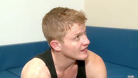Steamy Hallway Hookup: Bryce Riley Flash Huge Dicks at School – NaughtyGayEncounters 18+