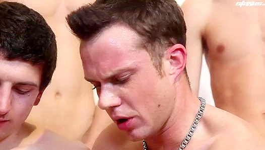 Ennio Guardi, Jack Cameron Thrill in Raw Gay Threesome Orgy – XXX Fury