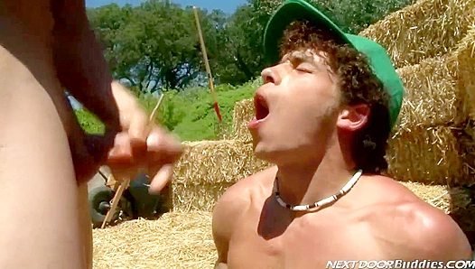 Steamy Neighborly Encounter: Chad Austin Gets Naughty with Boyfriend in Explicit Outdoor