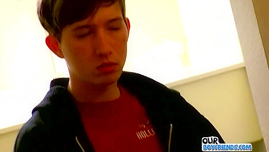 Thick-Cocked Boyfriend Chad Frosts Mind-Blowing Masturbation Session