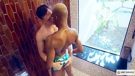 Steamy Shower Showdown: Tristan Hunter Isaiah Tayes Slick, Sweaty Hunk Hookup – GayHunk