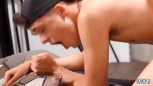 Troye Logans Steamy Game Night Escalates to Sizzling Rear Entry – DrillMyHole