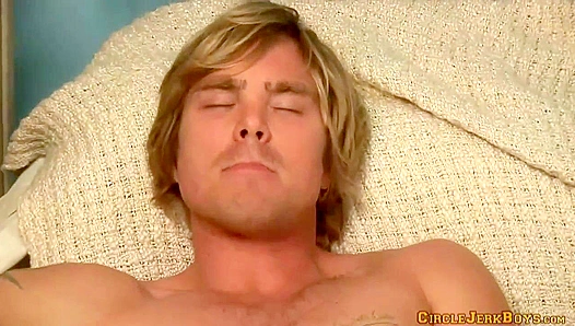 Bobby Rail Unleashes His Throbbing Meat on Ryan Middletons Tight Hole – Circle Jerk Boys
