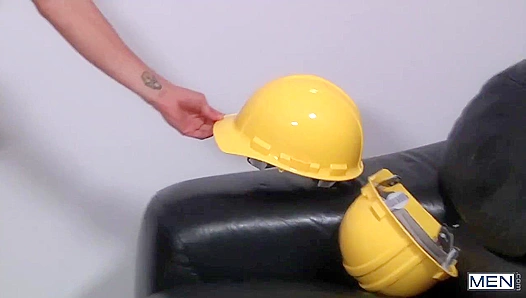 Toms Powerful Cock Devours James Hungry Rear - Pounding His Tight Hole