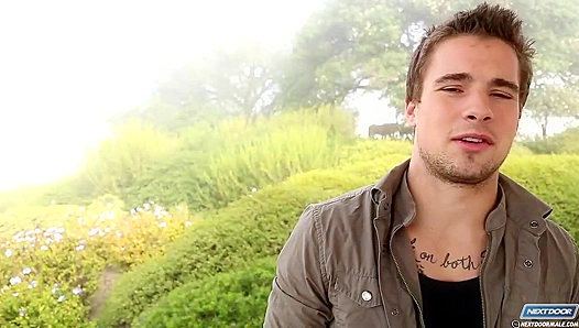 Stevens Sizzling Solo: Neighbours Bedroom Frenzy Unleashed