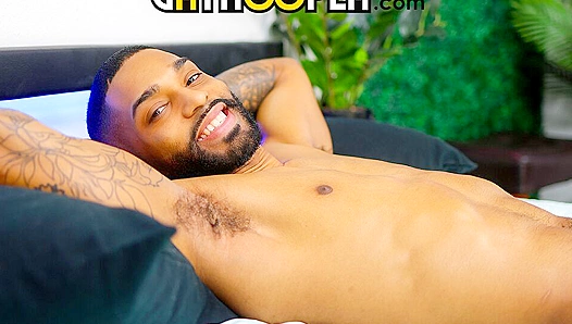 Ripped Studs Sweat-Glazed Body Dazzles as He Maneuvers His Massive Erection – 18+