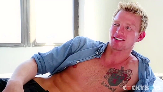 Hayden Lourds Endless Thrusts: Raw Fleshlight Frenzy He Cant Resist – 18+