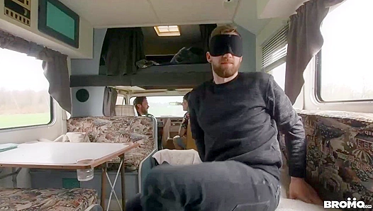 Bo Sinns Booty Banger: James Fox Gets Pounded Raw in the Campervan – BromoUS