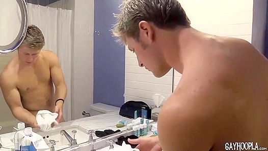 Brandon Parkers Mind-Melting Cum Blast: An Irresistible Temptation