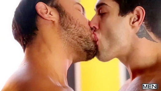 Diego Sans Ravishes Dorian Ferros Tight Hole in Steamy Gods of Men Threeway