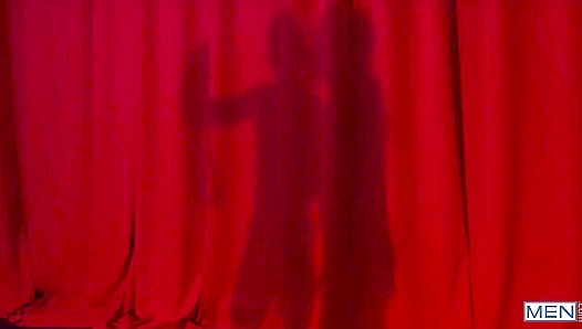Manuel Skye and Andy Stars Steamy Stage Show: Unleashing Raw Passion Onstage –