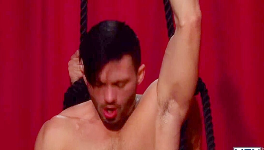 Manuel Skye and Andy Stars Steamy Stage Show: Unleashing Raw Passion Onstage –