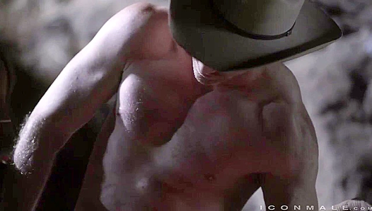 Stars Align for Steamy Threesome: Casey Nicks Wild Night of Lust – 18+