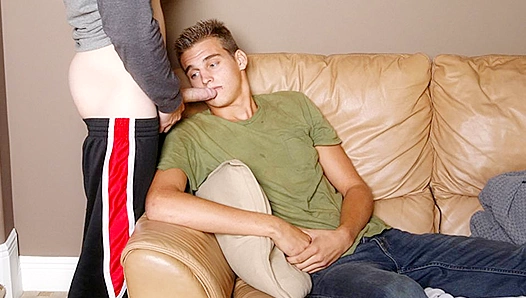 Newbies Jaw-Dropping First Time Taking On Broc Ross Hung Monster – GayPornX 18+