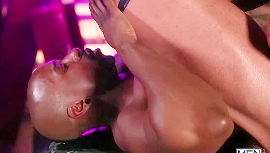 Michael Takes Maxs Huge Black Shaft Deep and Loves Getting Stretched Wide